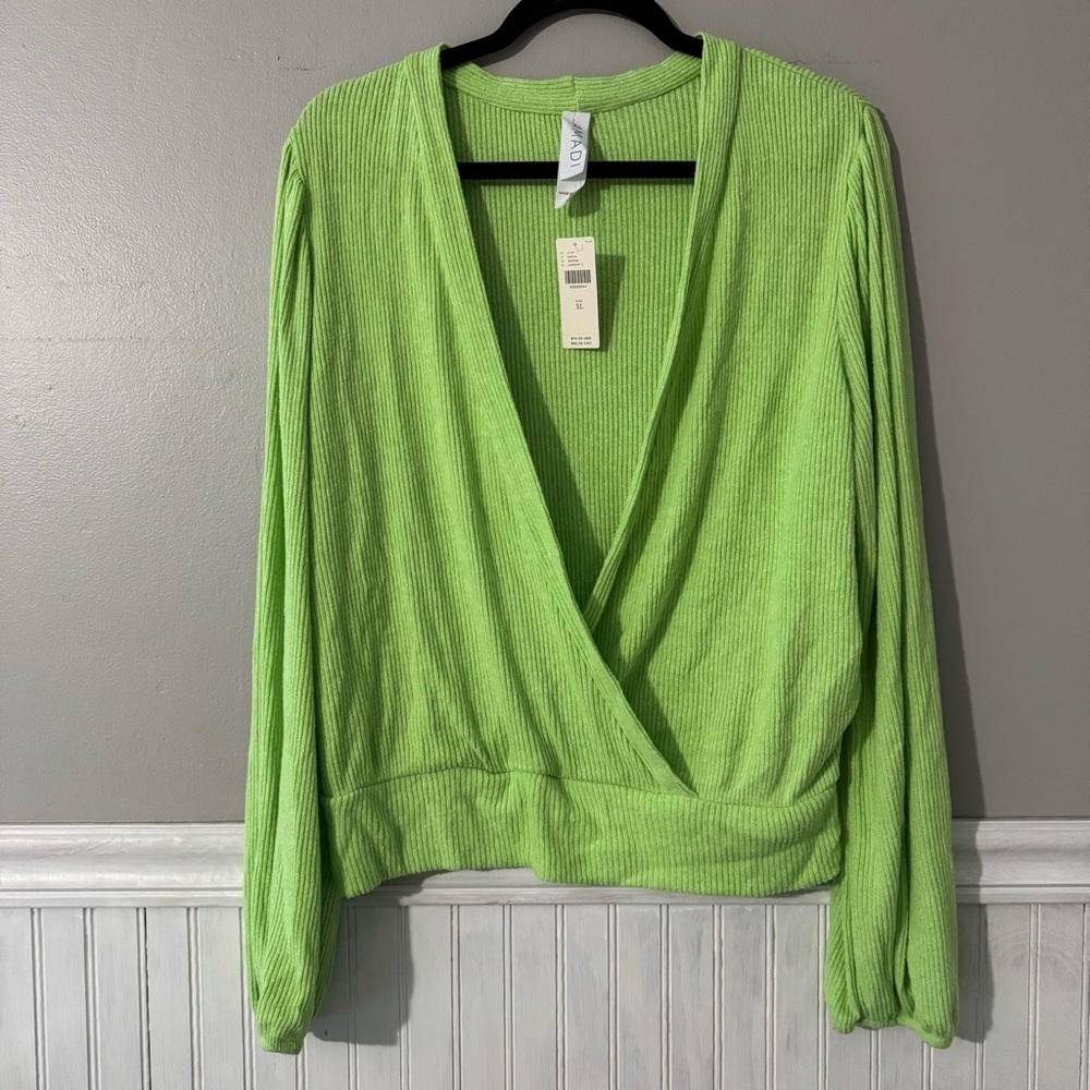 Anthropologie Amadi lime green v-neck cropped knit pull over sweater size XL